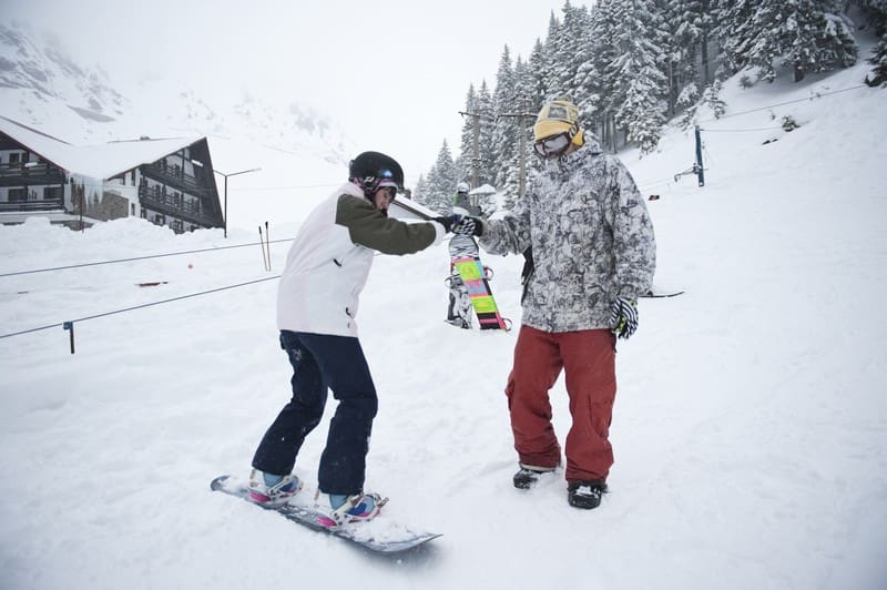 Snowboard-ul îl face să piardă în greutate